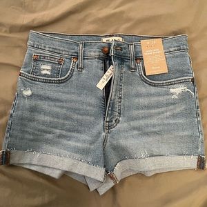 [TAGS ON] Madewell Jean Shorts